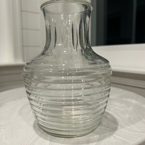 Anchor Hocking Ribbed Manhattan Water Pitcher Carafe /Vase Vessel 64 oz.